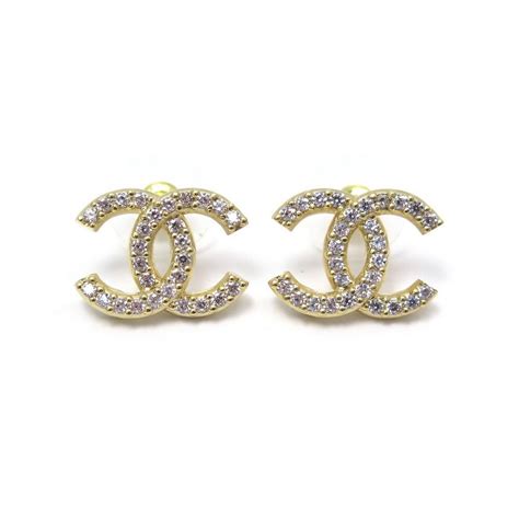 boucles d'oreilles chanel 2021|Puces d'oreilles .